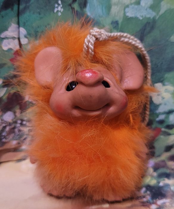 Zestaw trolli różnych marek