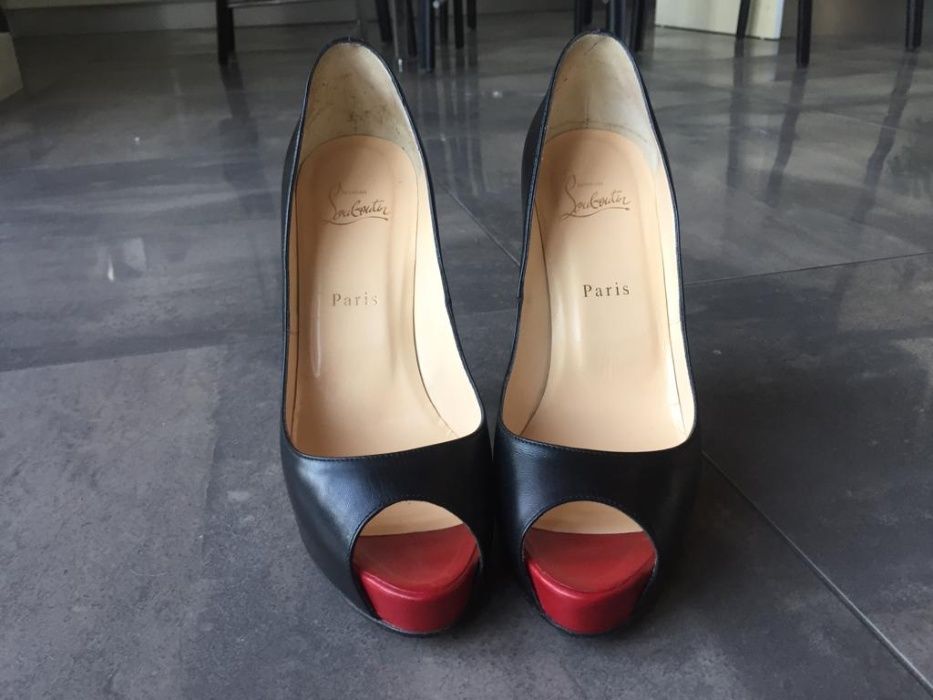 Klasyczne szpilki peep toe Christian Louboutin 39