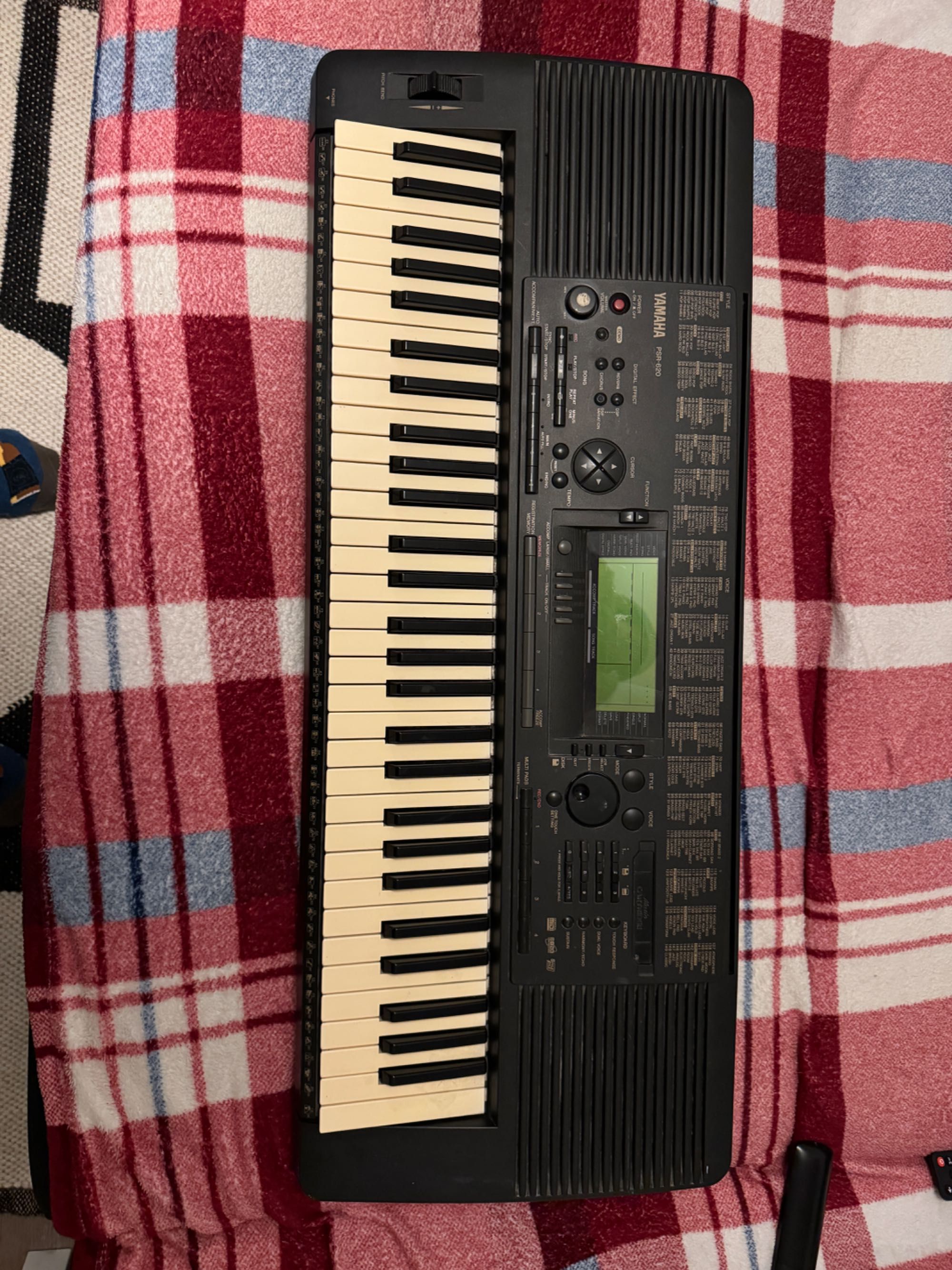 Keyboard Yamaha psr 620