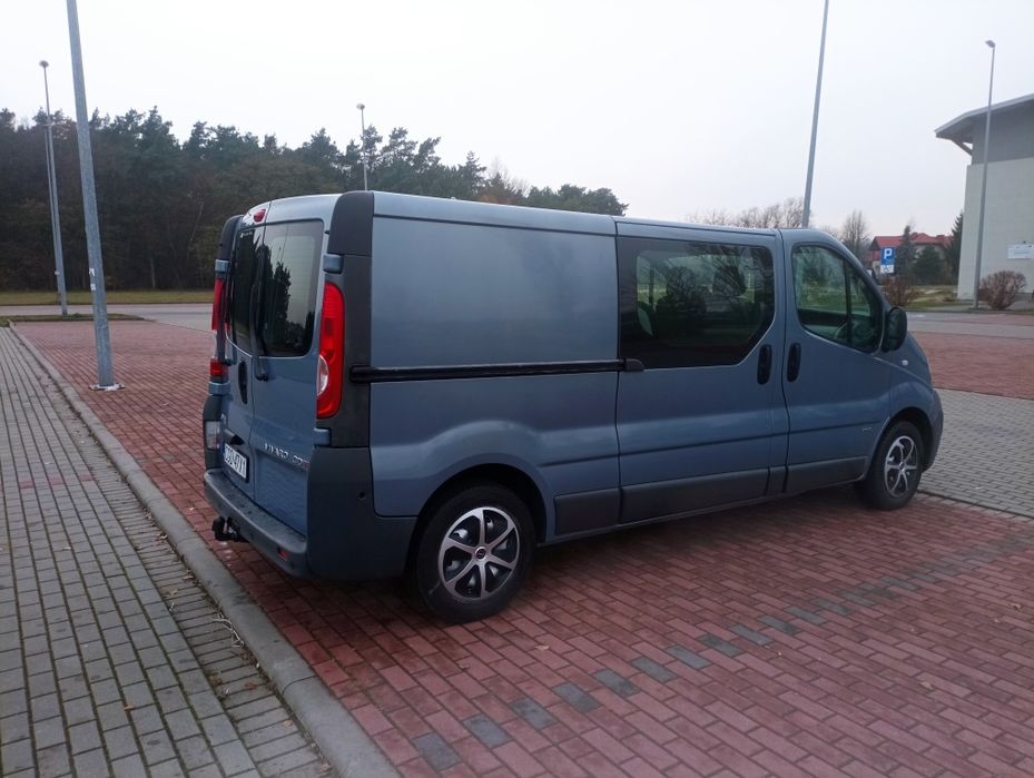 Opel Vivaro 6 osób 2.0 CDTI Long Brygadówka Klima Hak