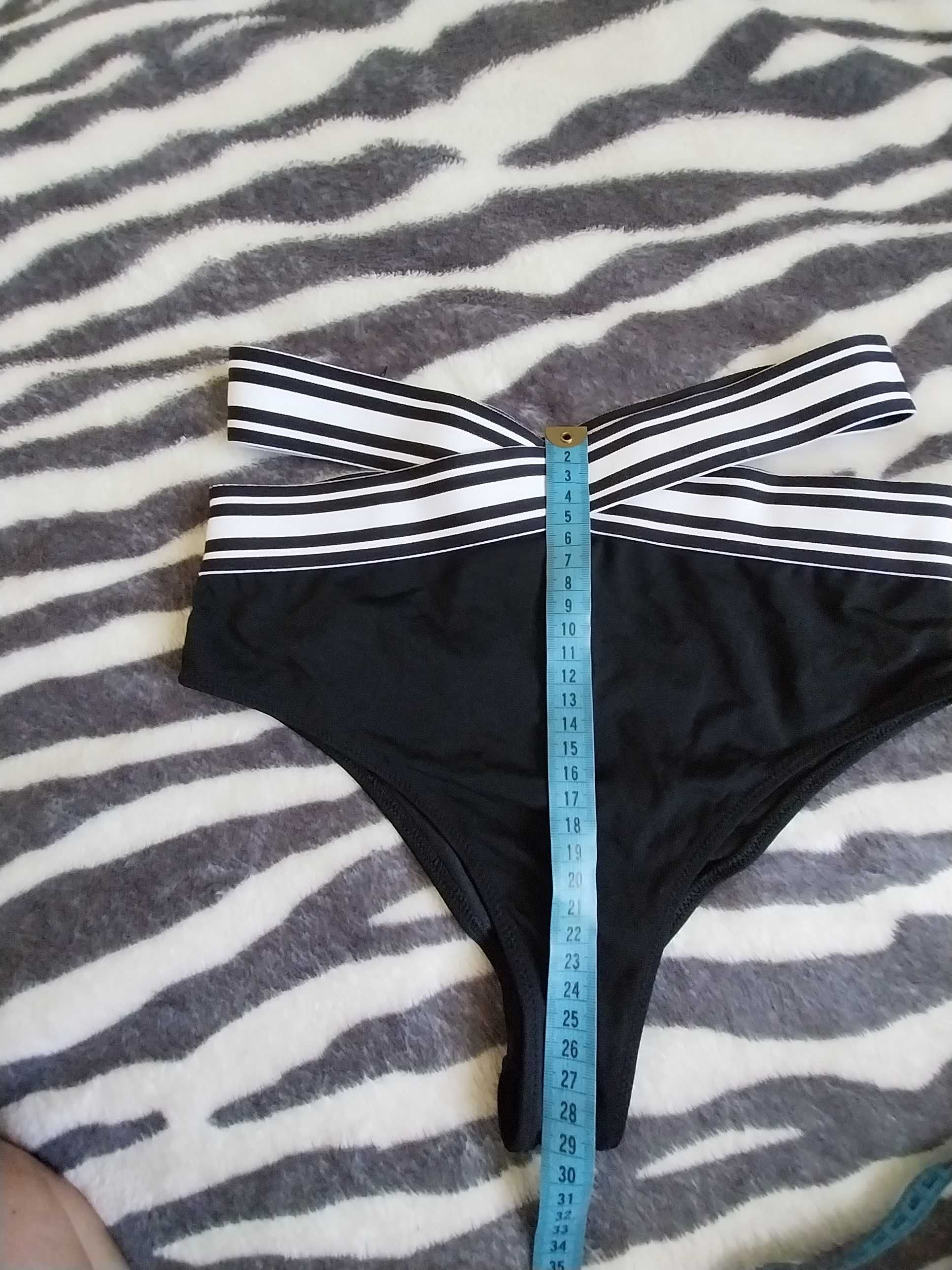 Dół od bikini s czarne
