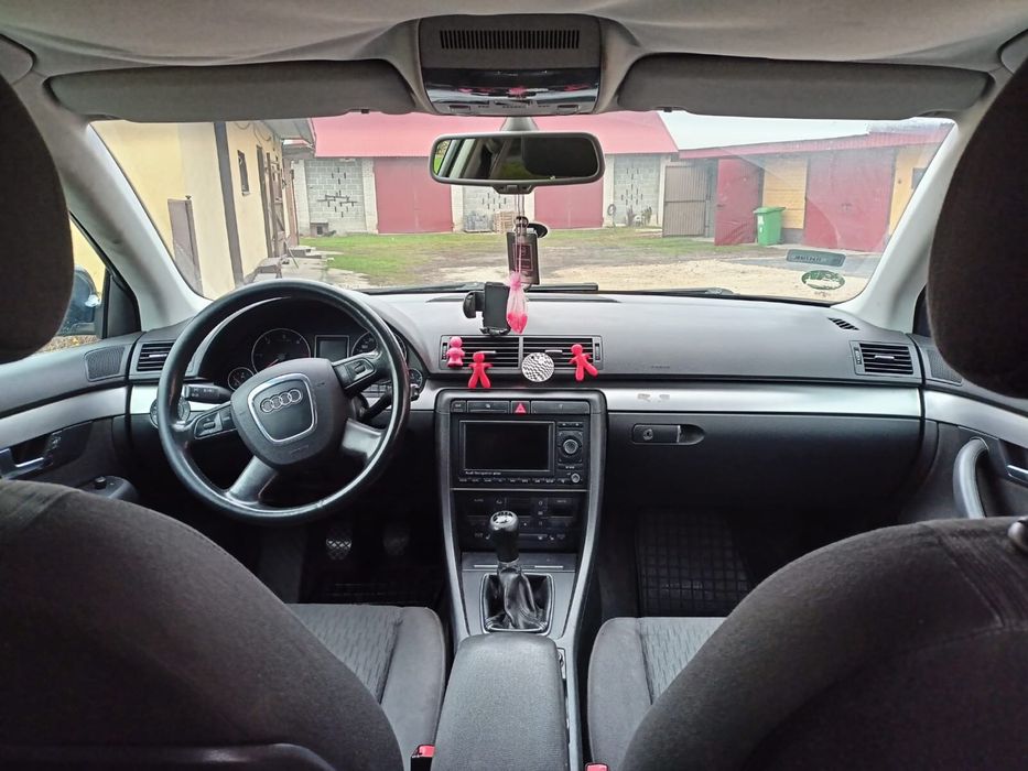 Audi a4b7 2.0tdi 140km 2006r