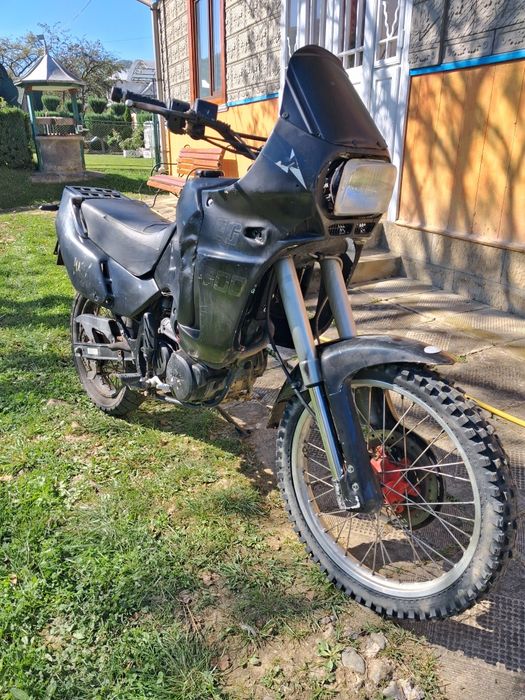 Aprilia pegaso 600