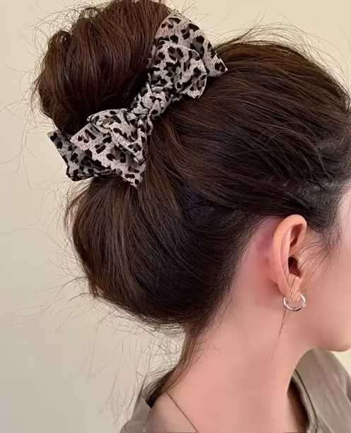 Spinka klips do koków z dwiema kokardami panterka