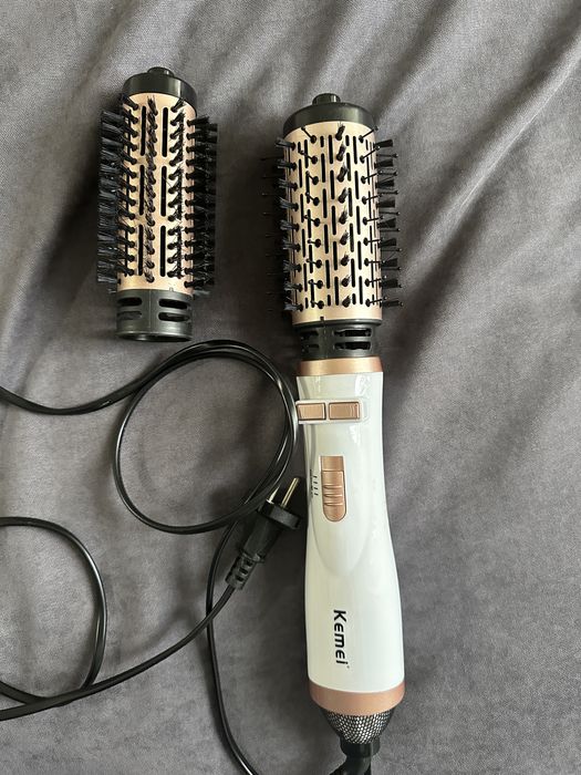 Фен-щітка Kemei