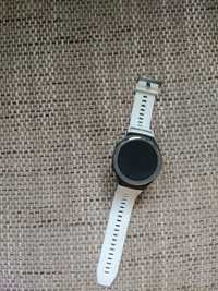 Smartwatch Huawei gt2e uszkodzony