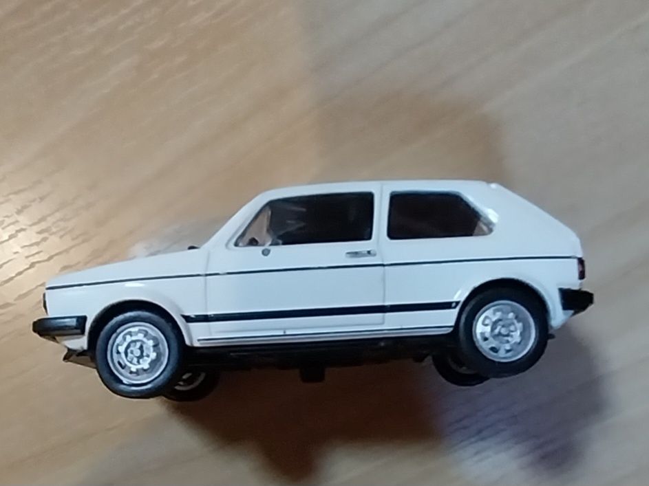 Miniatura da Solido Vw Golf em escala 1/43