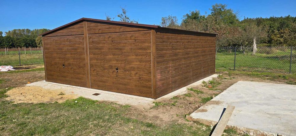 Garaż blaszany 6x5,8 drewnopodobny dwustanowiskowy dach dwuspadowy