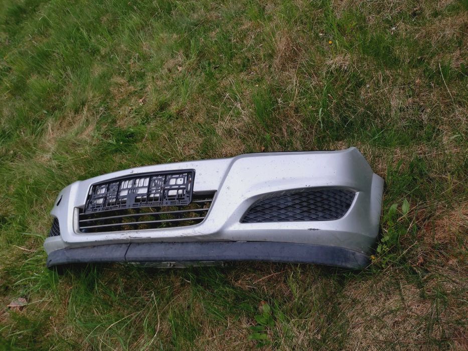 zderzak przedni opel astra III H polift