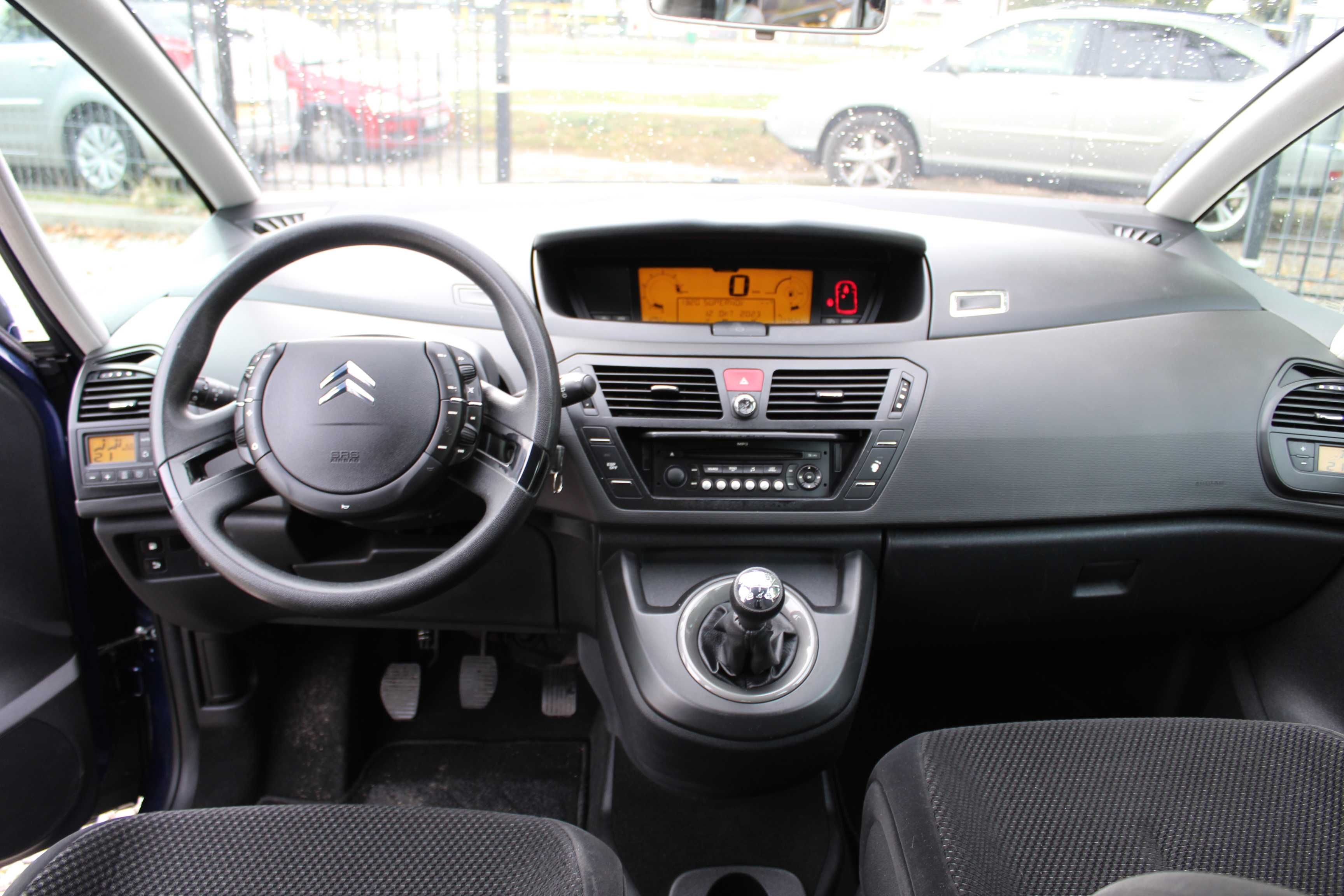 1.8-16v * Klimatronik * Parktronik * Serwis * Zadbane ! Opłacone !