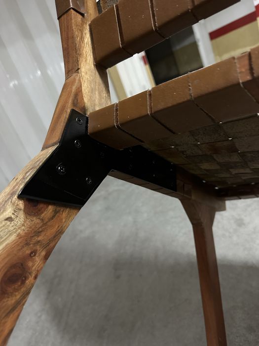 Cadeira de Pele Castanho sem Braços FEZ