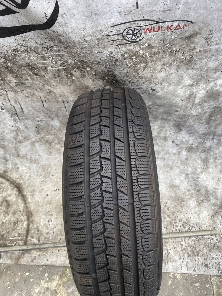 205/60r16 Nexen WinGuard