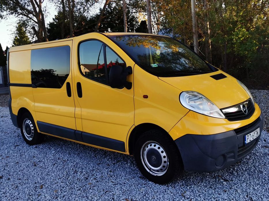 Opel Vivaro 2.0 D * Brygadówka * Osobowy * 5 miejsc * Lift * Zamiana na osobówkę *