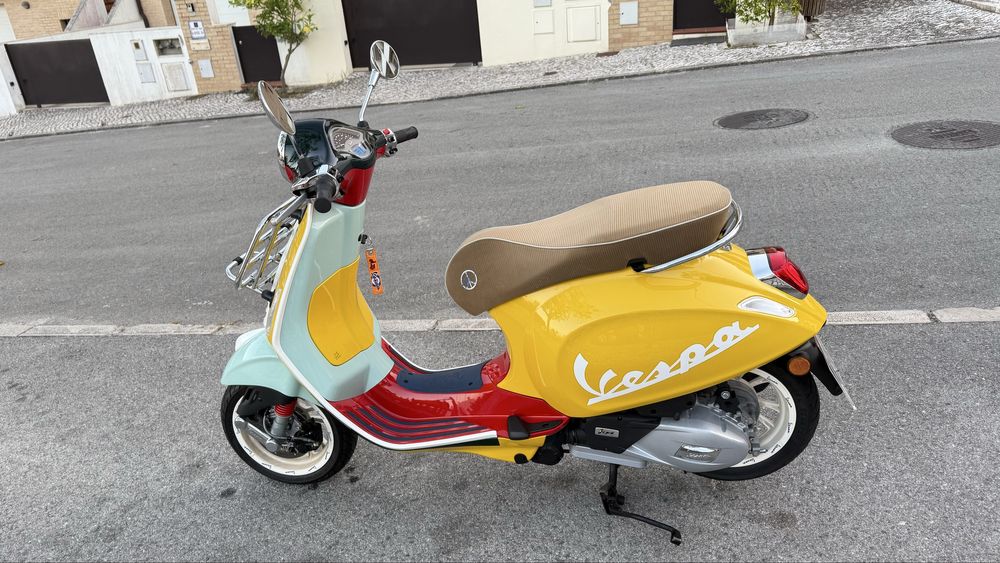 Vespa 125 SEAN WOTHERSPOON edicao limitada