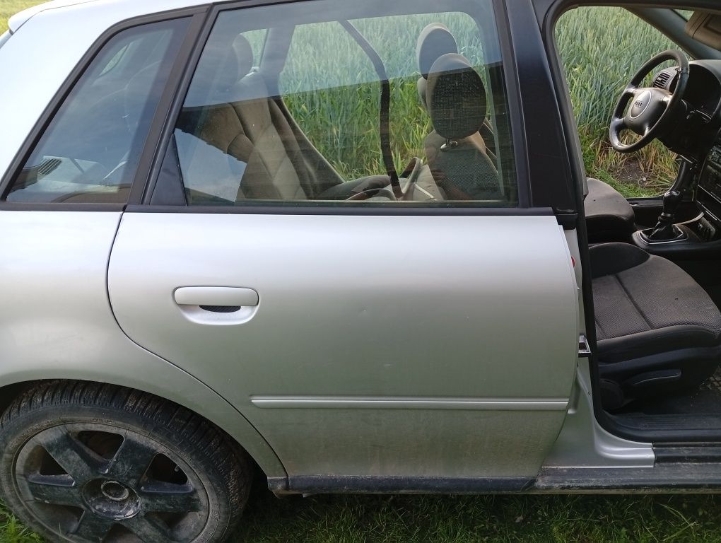 Drzwi prawy Tył Audi A3 8l LY7W