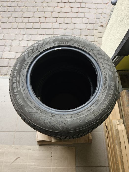 Opony całoroczne Nokian Weatherproof 185/65 R14
