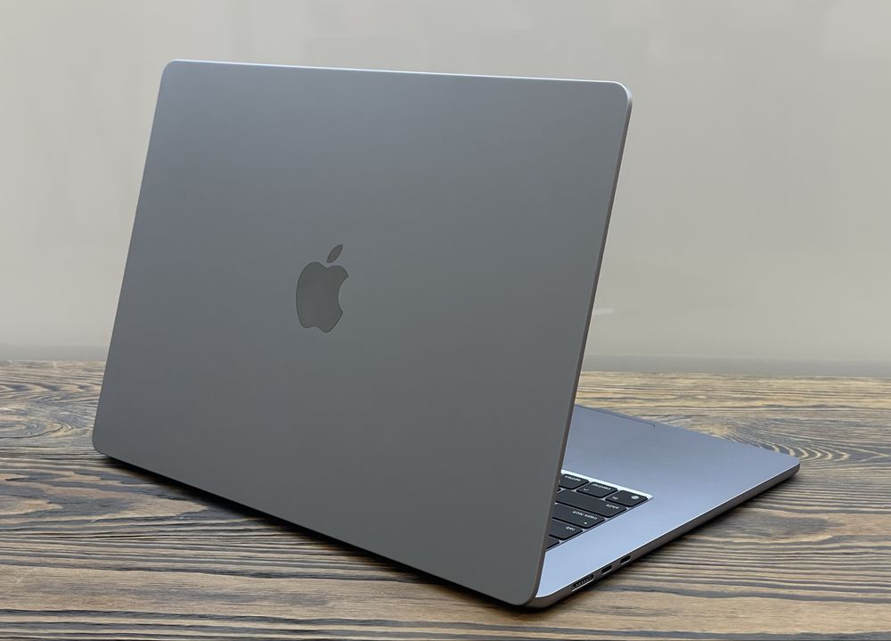MacBook Air 15 M2 2023 8/256 Gb Space Gray (MQKP3) Магазин Гарантія