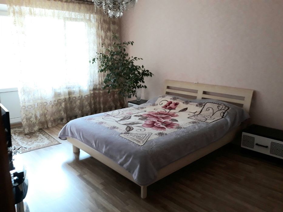 3х комнатная квартира мкр-н Химик + гараж