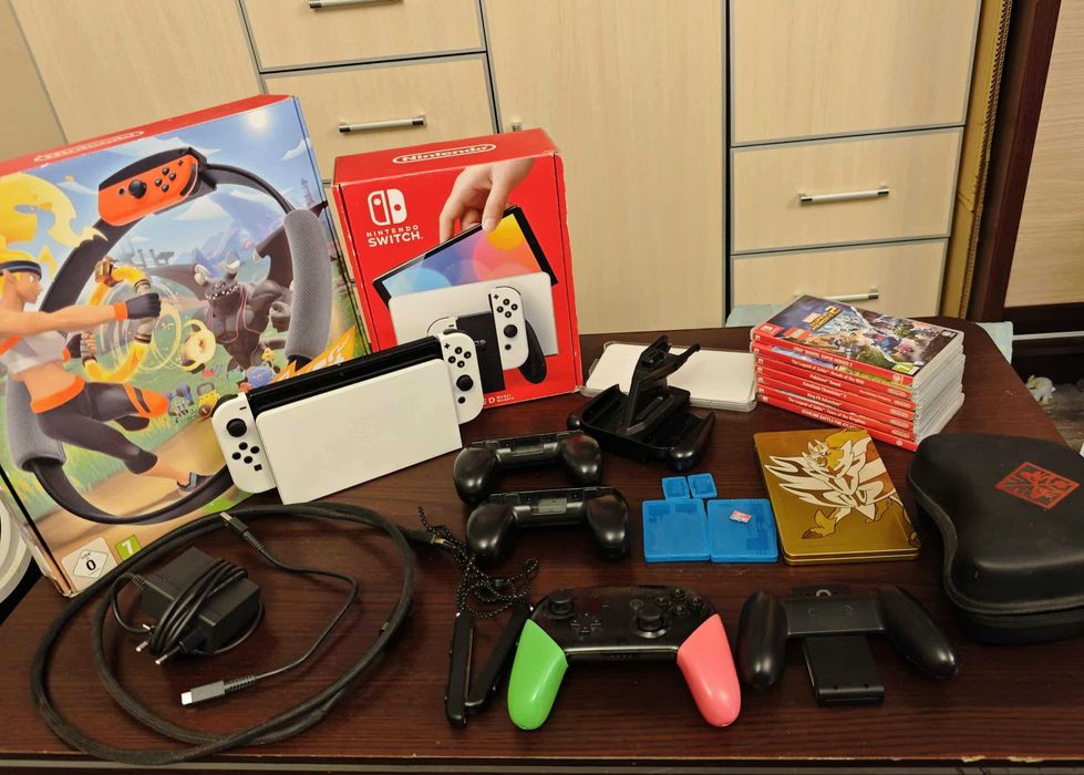 Nintendo Swtich Oled + 7 Gier + Pad + Karta SD