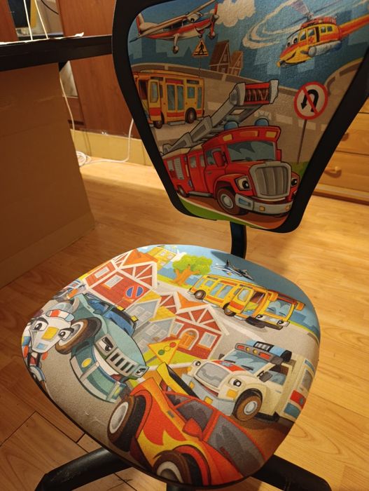 Krzesło fotel obrotowy dziecięcy