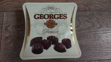 Жестяная коробка от конфет George's