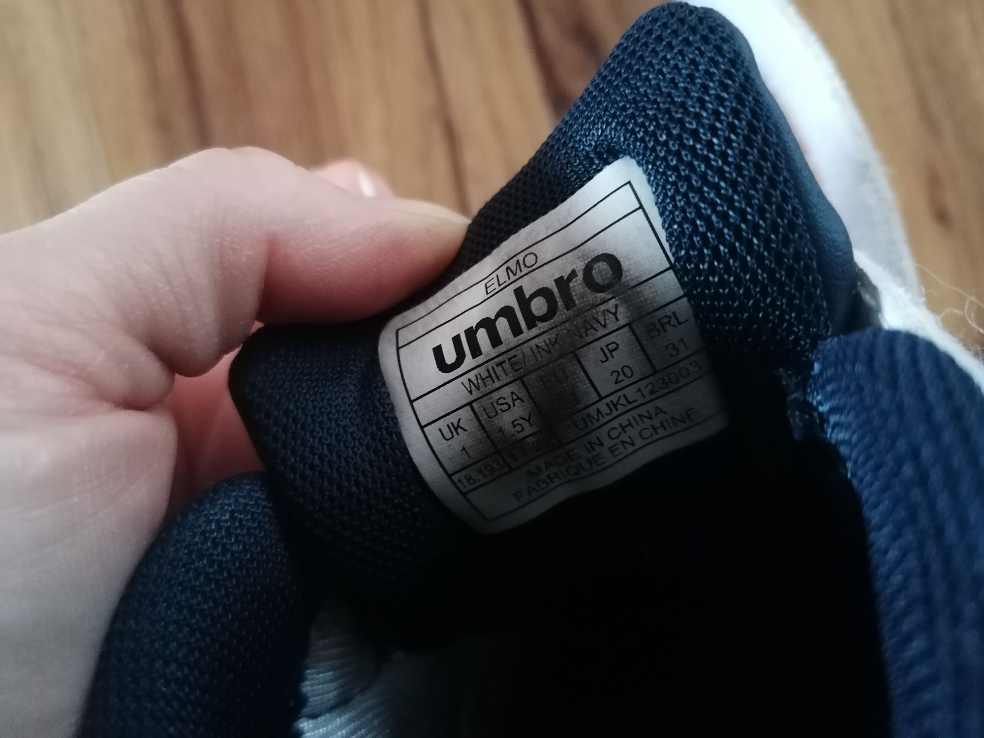 Buty umbro dla chłopaka