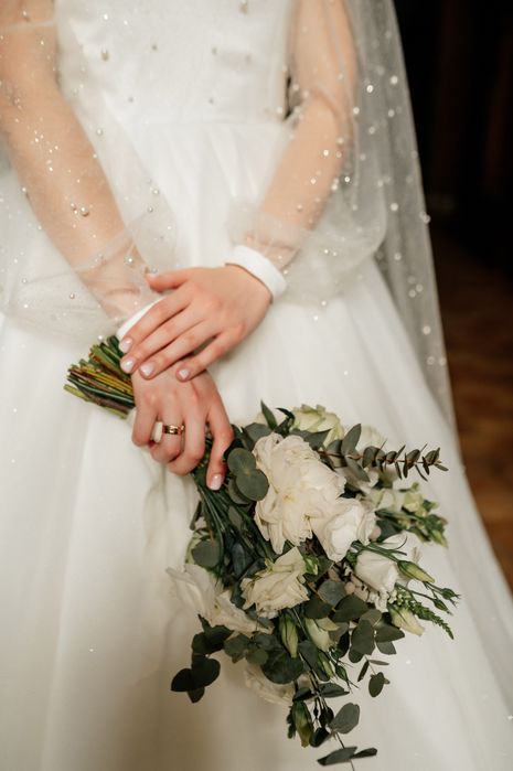 Весільна сукня