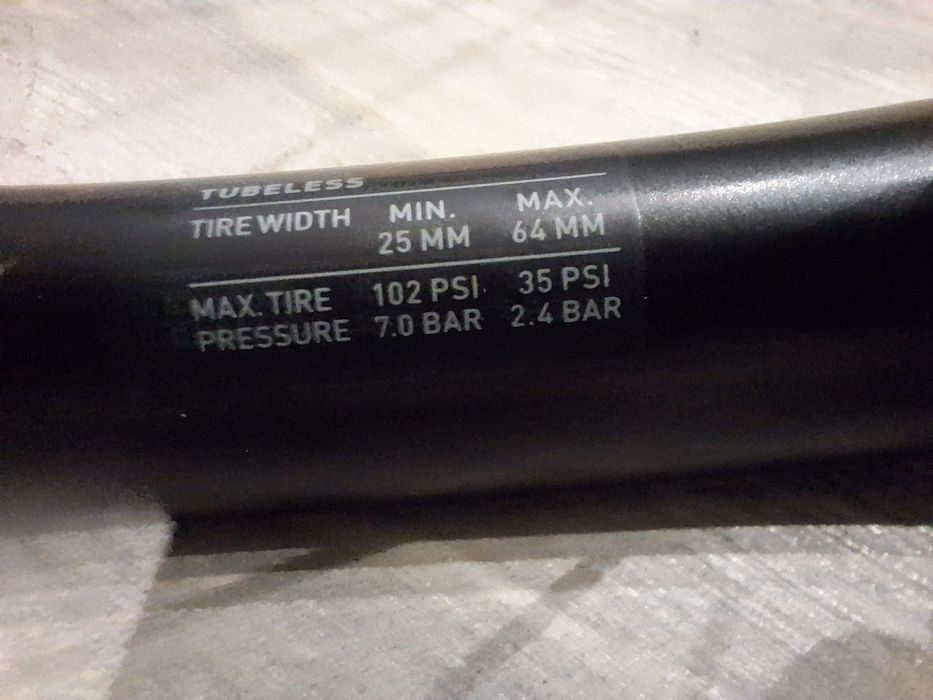 Koła DT Swiss Endurance, jak nowe