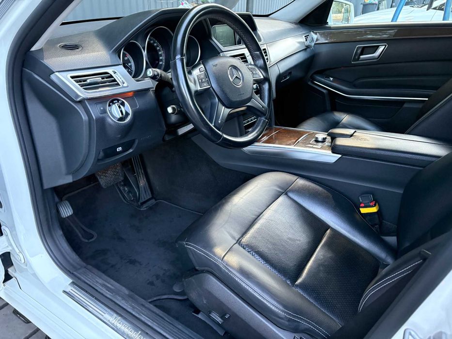 Продам Мерседес-Бенс Е220 CDI