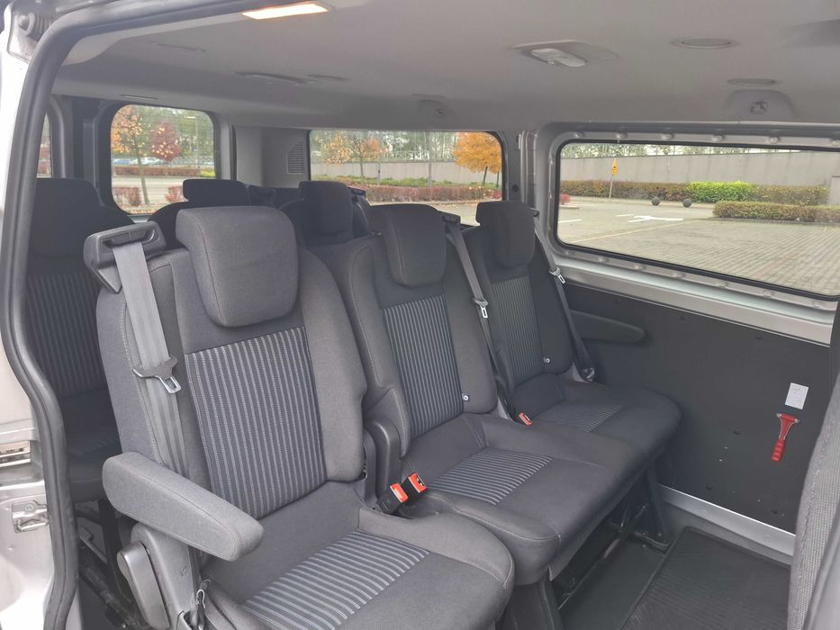 Wynajem Busa 9 osób *** Ford Transit Custom *** Long ***