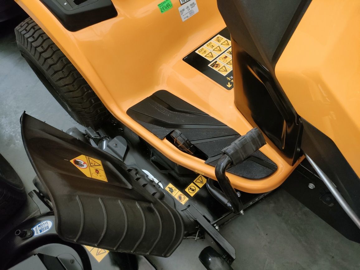 traktor ogrodowy cub cadet  XT2qs 117 cm boczny wyrzut