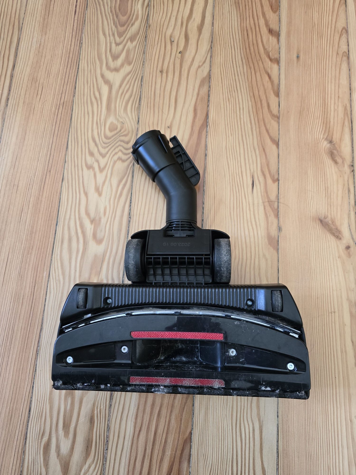 Escova de aspirador bosch seria 4 - Silent clean premium