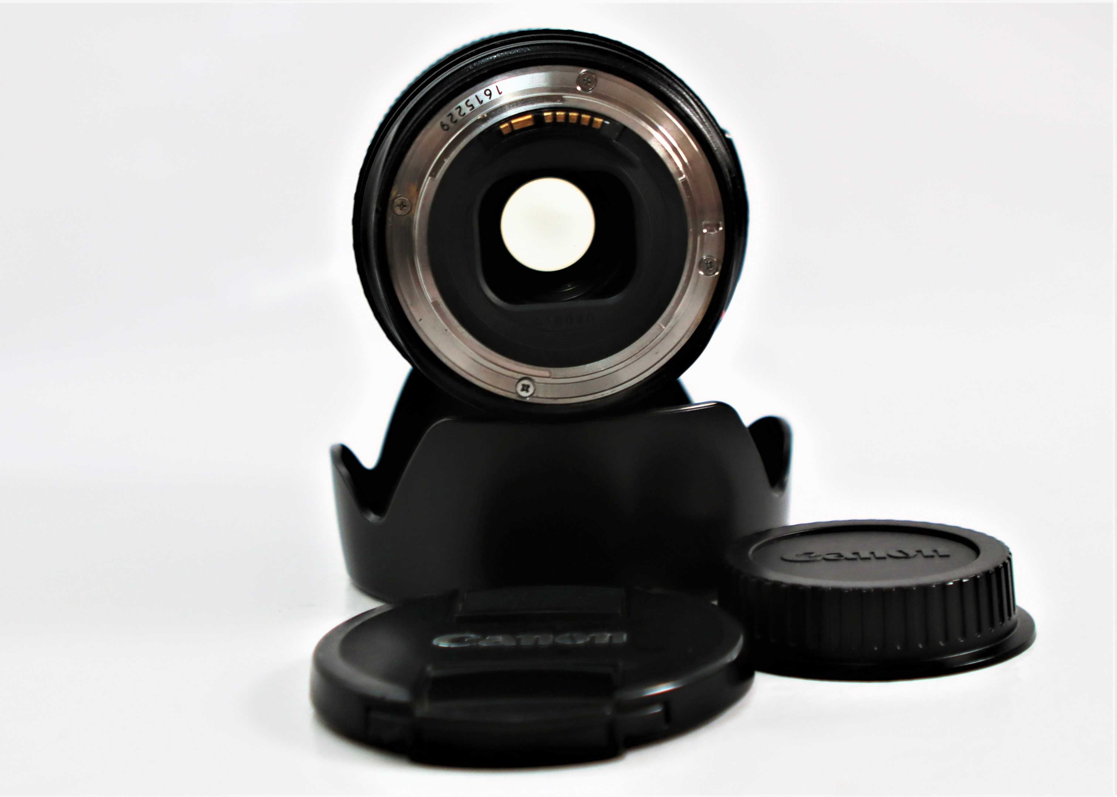 Lente Canon EF 24-105mm IS USM L objetiva em bom estado