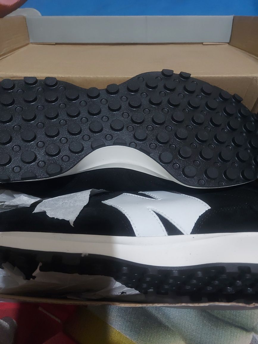 Ténis New Balance