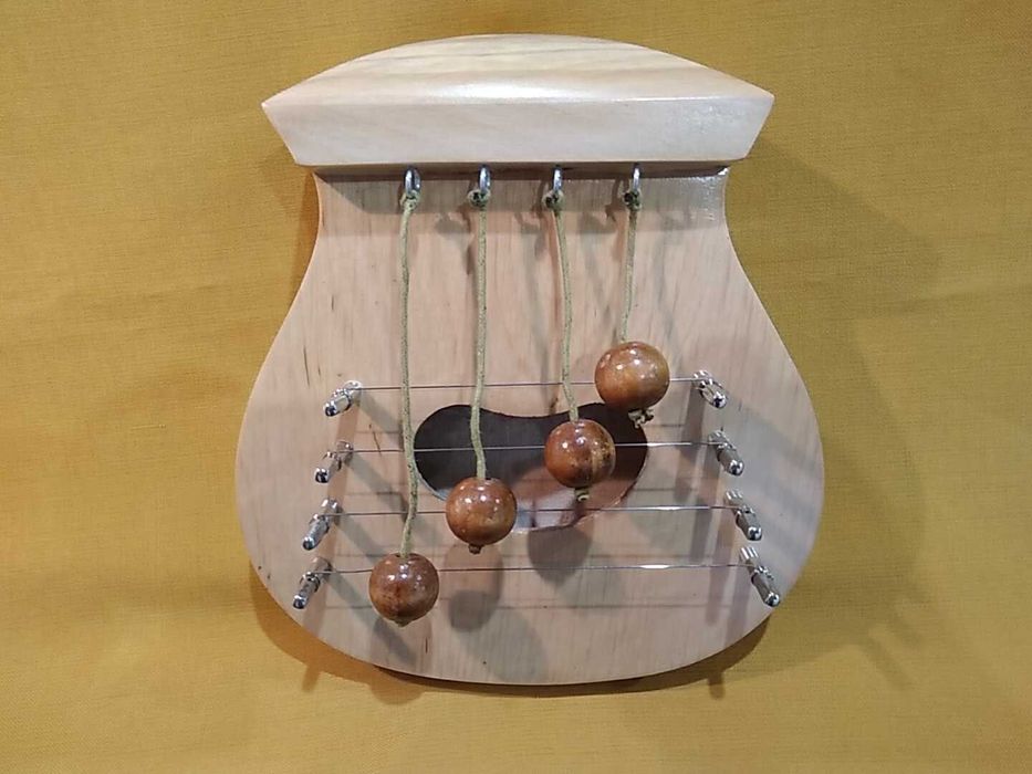 Harfa drzwiowa - nietuzinkowy instrument