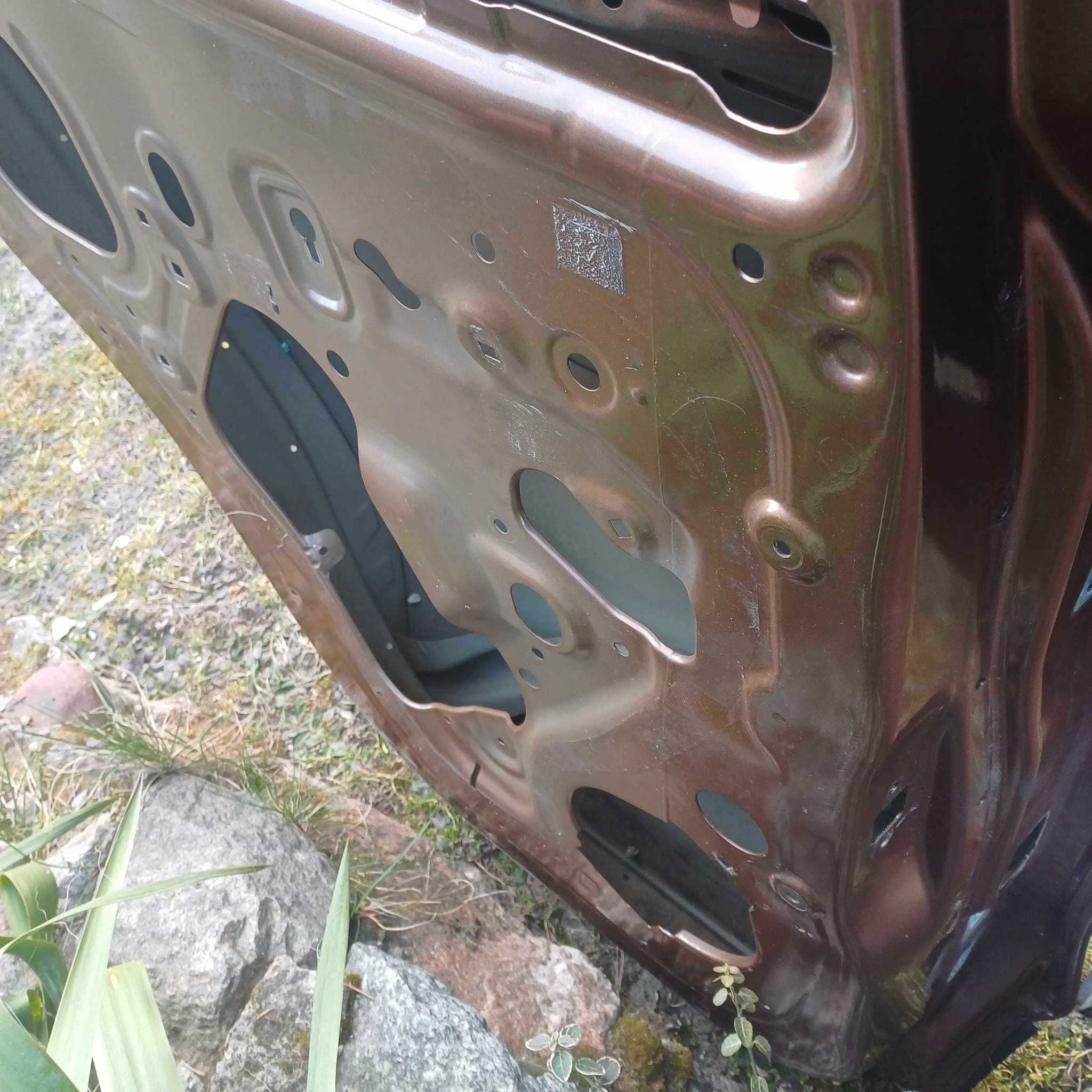 Drzwi lewe przód i tył opel mokka