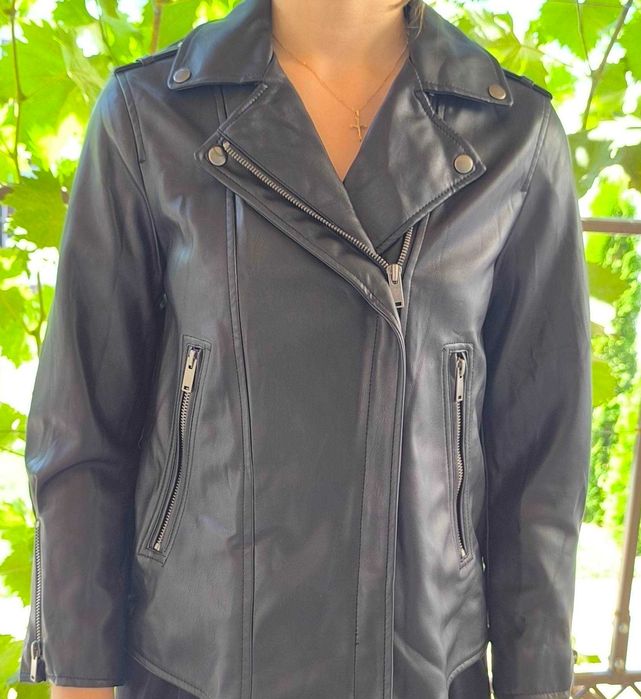 Куртка дівчача ZARA 140см