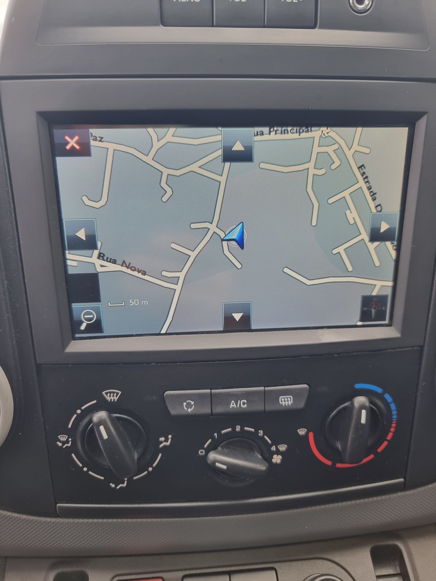 Peugeot partner   .