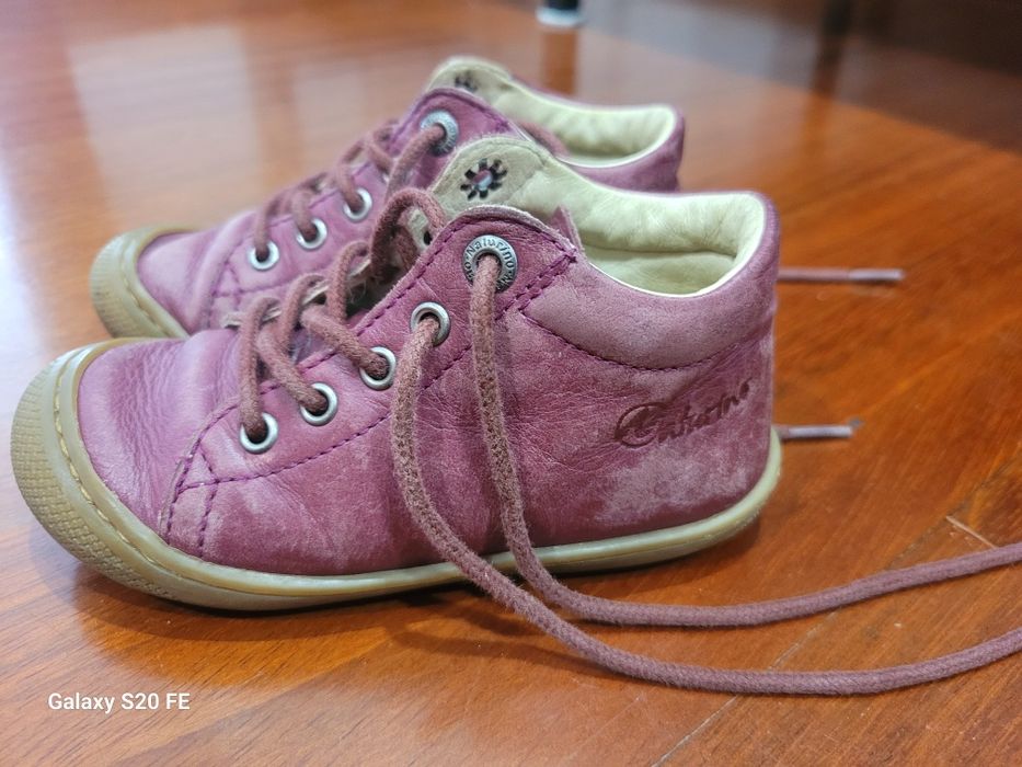 Sapatos menina pele 23