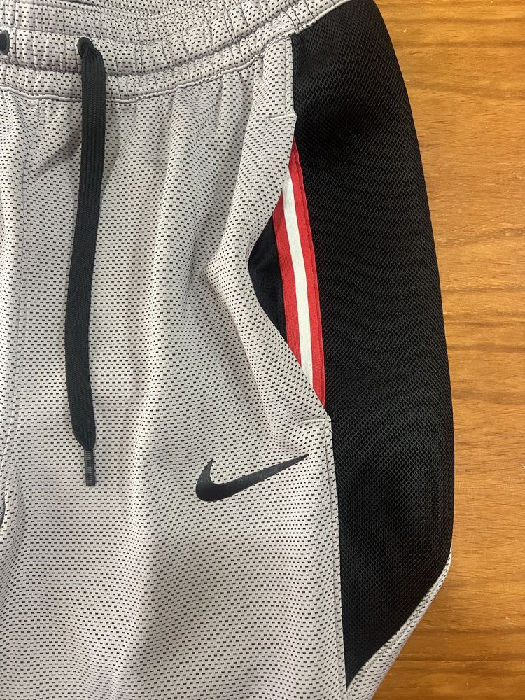 Calções Nike (M)
