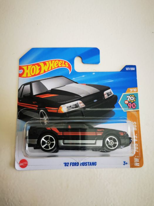 '92 Ford Mustang Hot Wheels 2025
