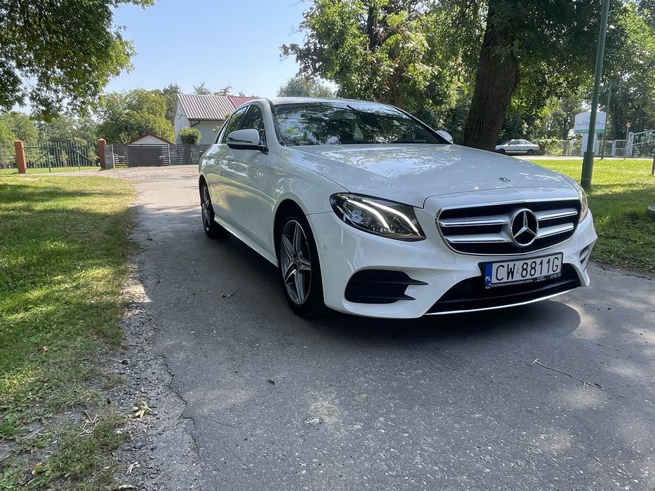 Mercedes Benz E klasa 220d 194km