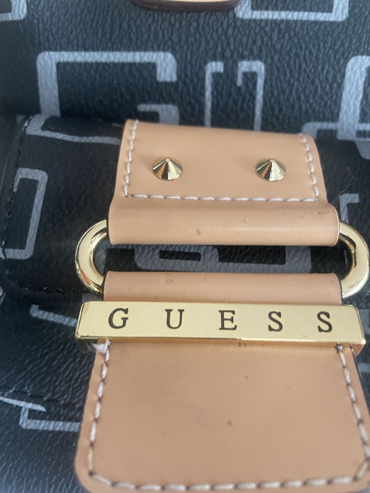 Carteira e porta moedas novos da Guess