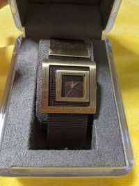 Женские часы DKNY NY4301