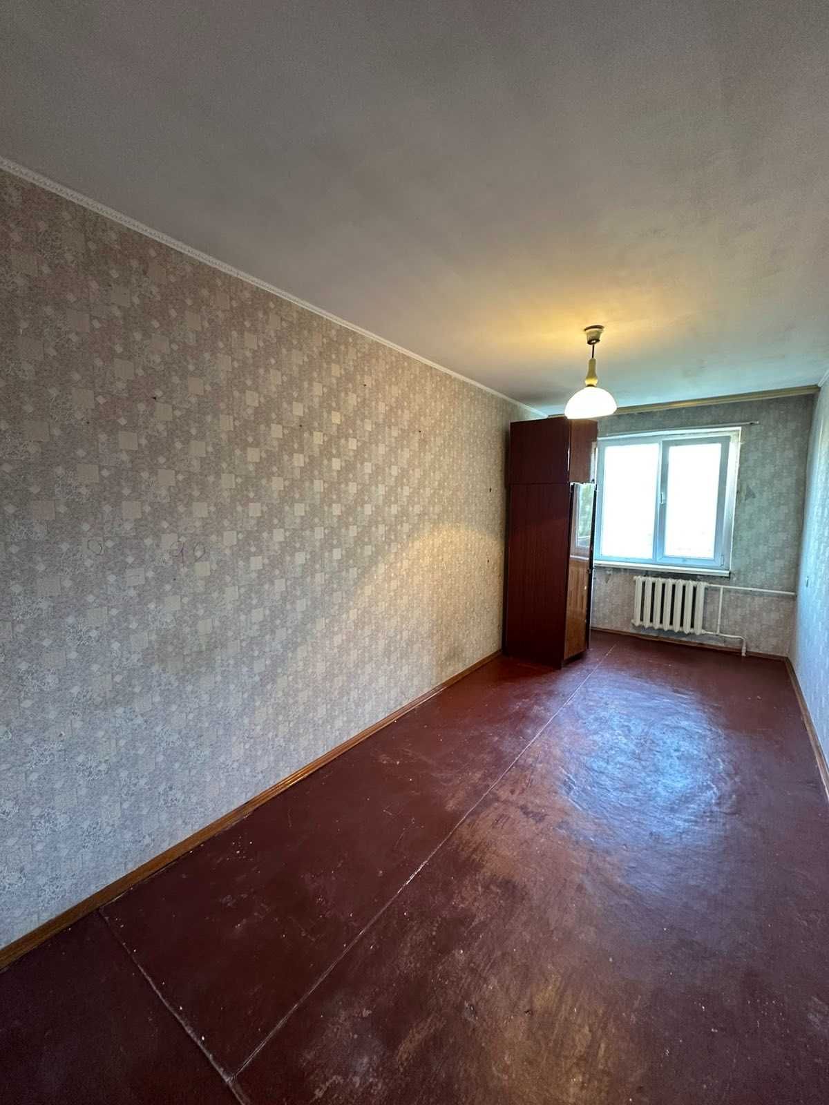 Продаж затишної 2 кімн кв-ри по вул Льотній, 11а навпроти маг. "Седам"