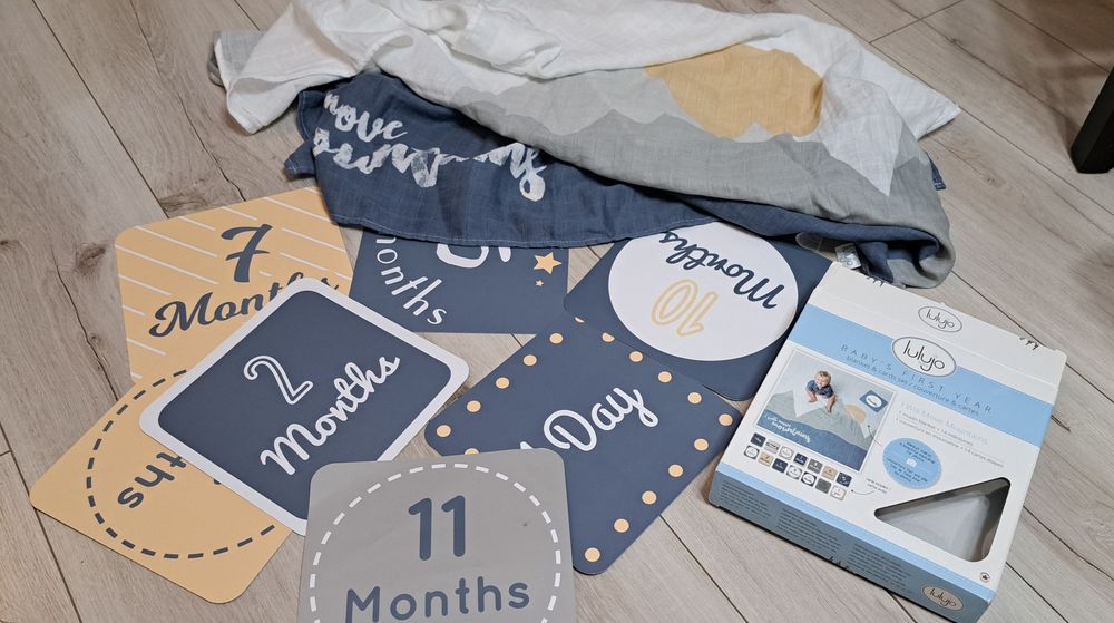 Kocyk i karteczki do robienia zdjęć pierwszy roczek