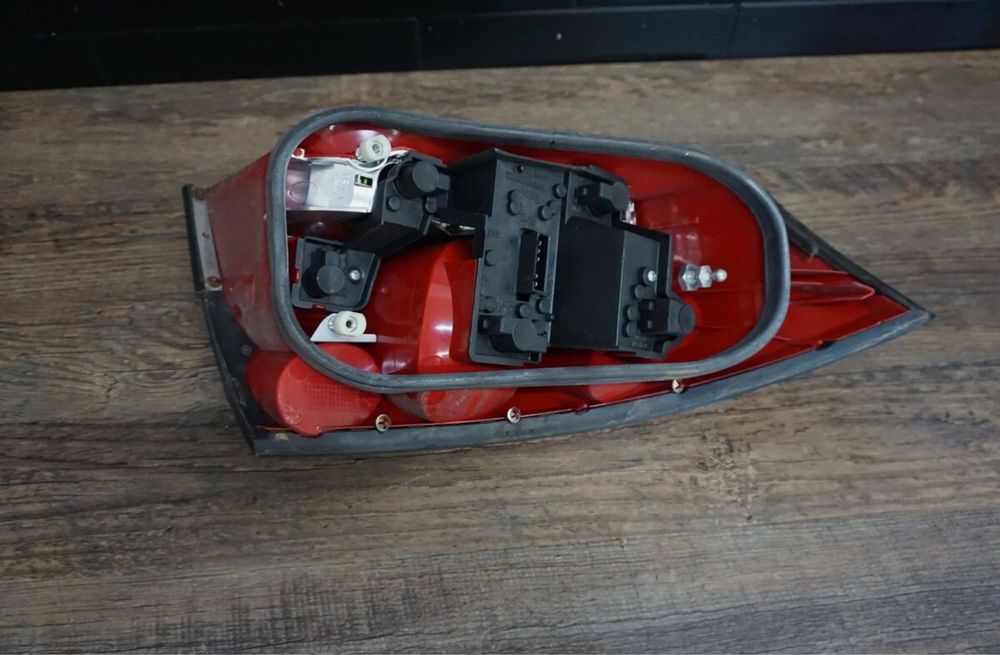 Farolim Audi TT 8n/mk1