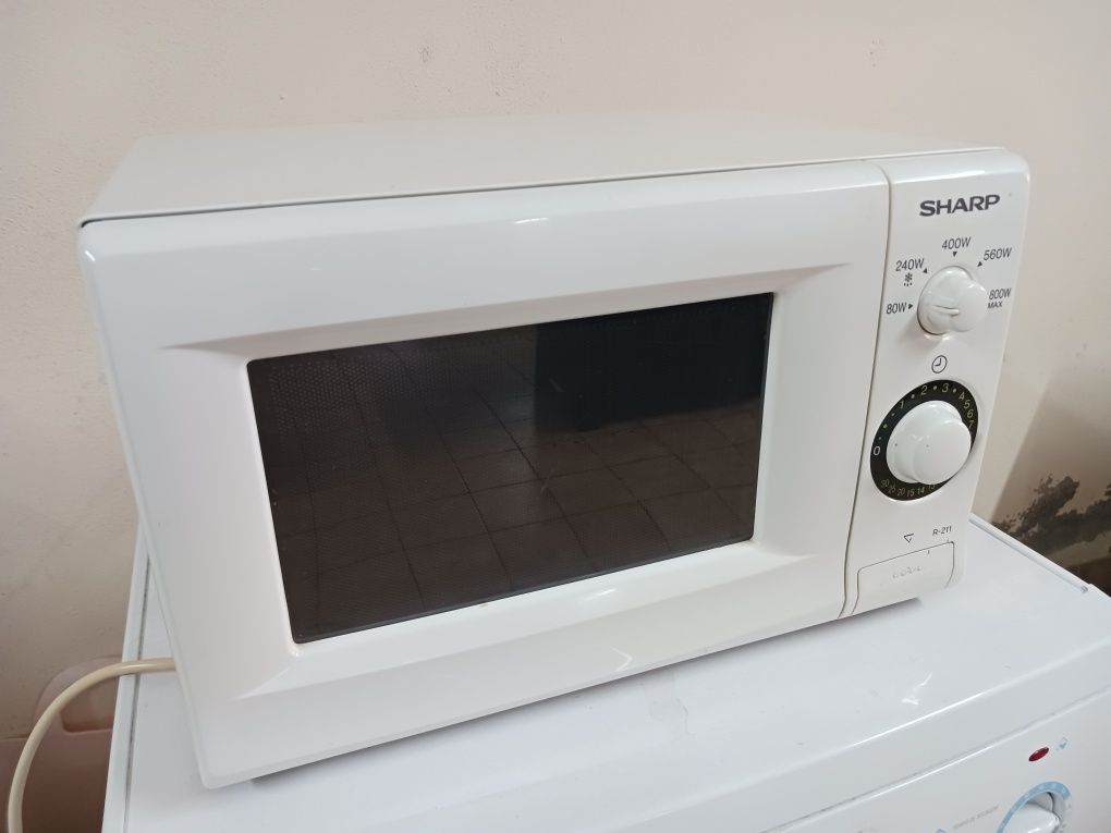 Vendo microondas sharp em ótimo estado  eletrónico....possibilidade de