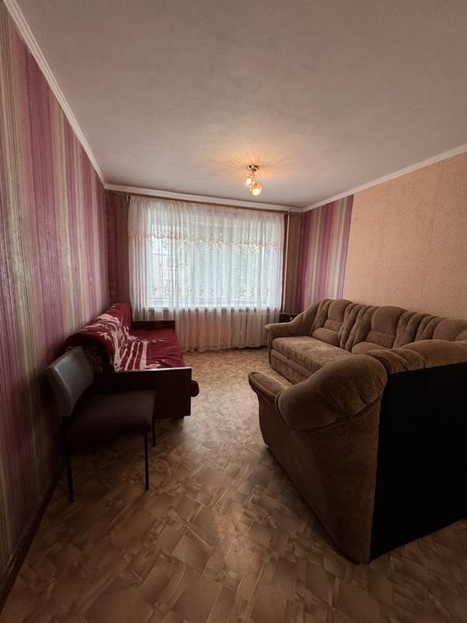 Здам кімнату в гуртожитку з водою