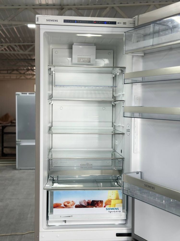 Холодильник Bosch 200 см